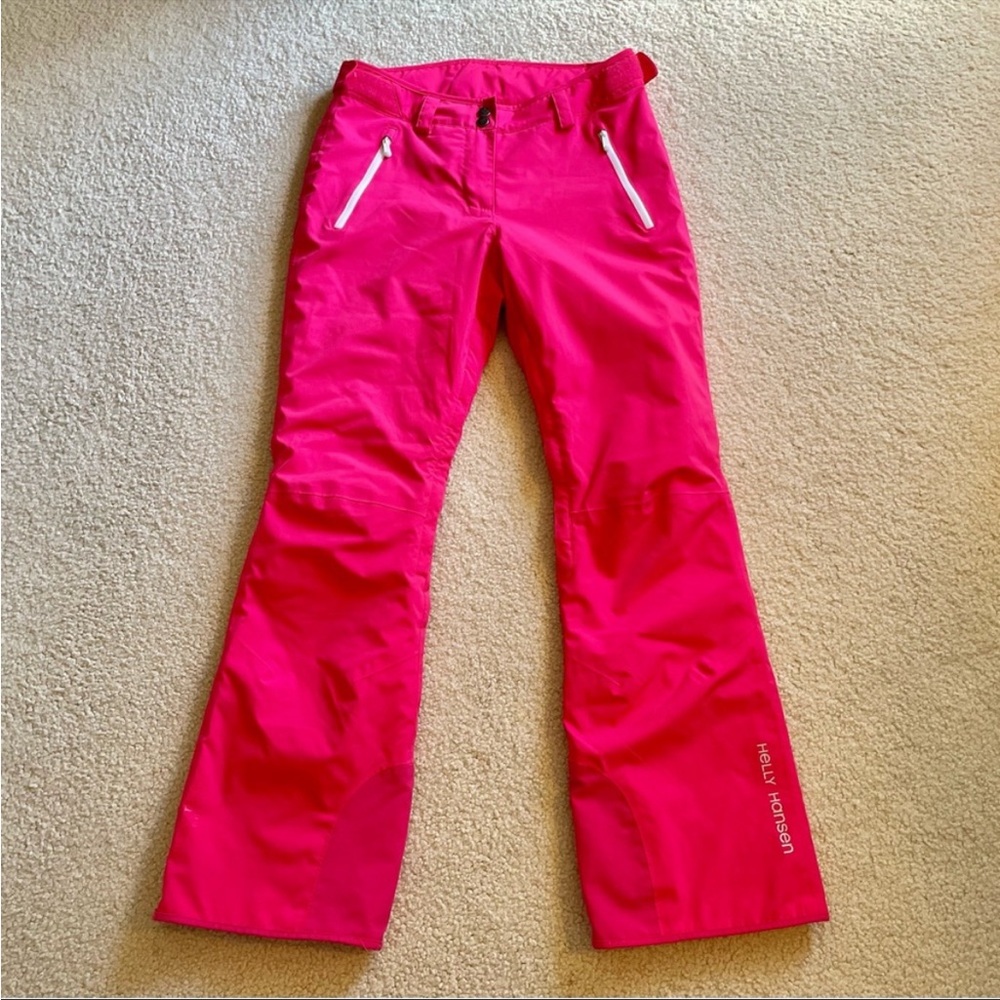 Helly Hansen pink ski pants in size small.